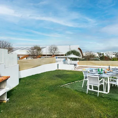 Lima - Vip By Interhome * البوفيرا